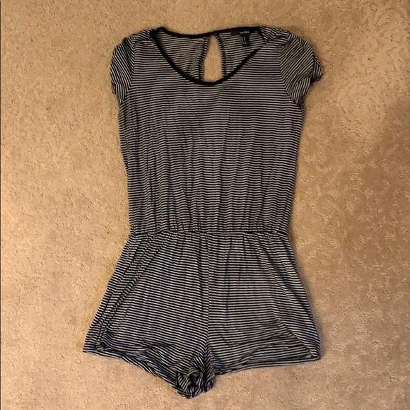 Romper - Picture 1 of 2